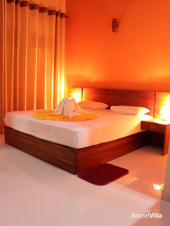 Airport Villa Katunayaka Phòng bức ảnh