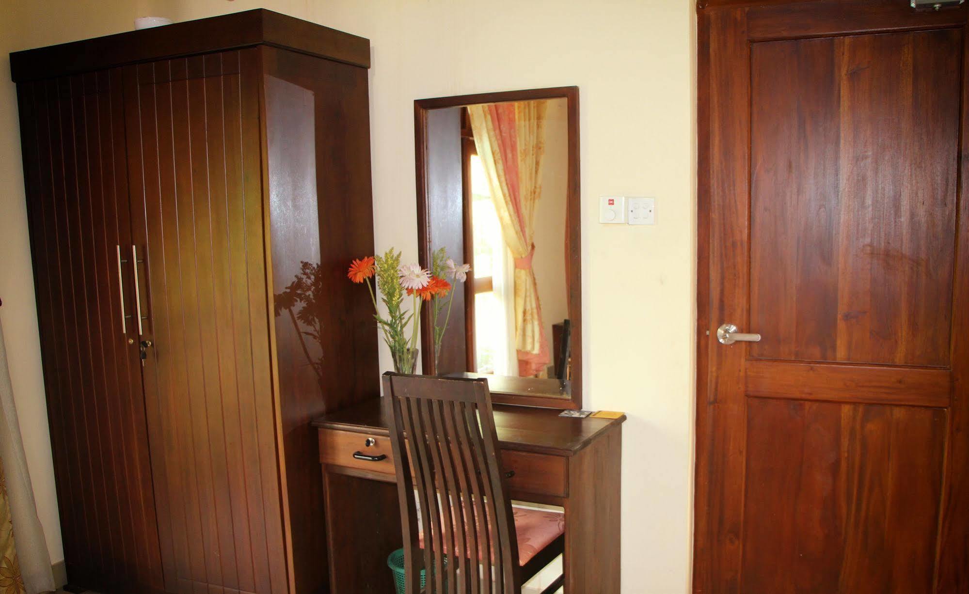 Airport Villa Katunayaka Ngoại thất bức ảnh